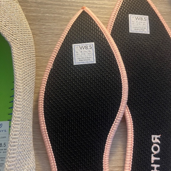 Diamond Metallic Rothy’s points - Picture 9 of 9